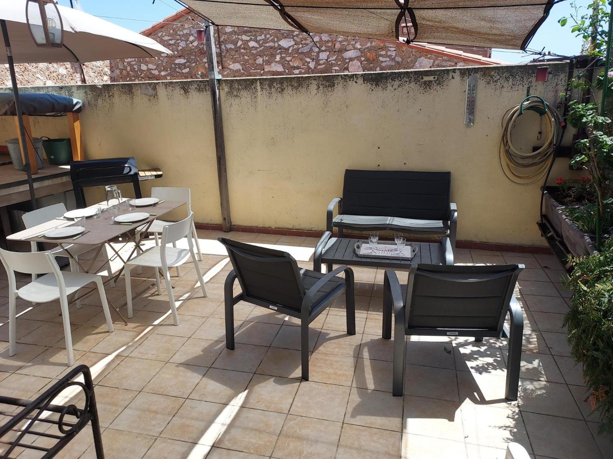 Albasud - Appartement Meuble Avec Terrasse - Salses Le Chateau 66 外观 照片